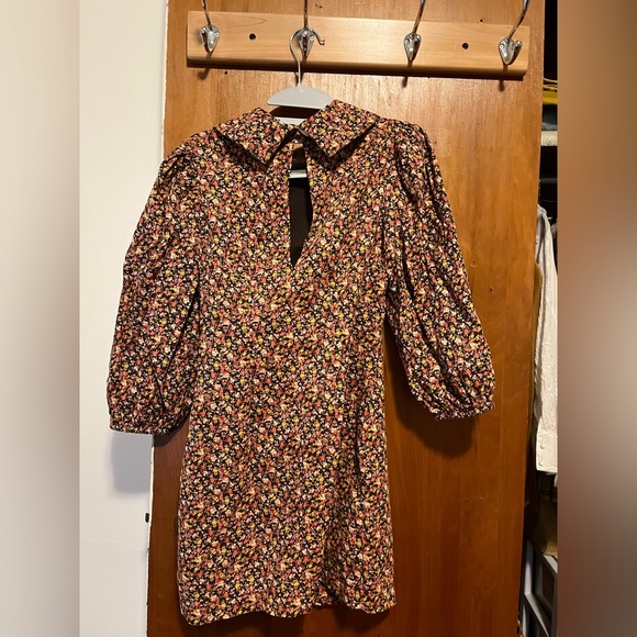 Free People mini dress :) Peter Pan collar with peasant sleeves - Picture 2 of 2